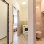 Three-bedroom In Медулин