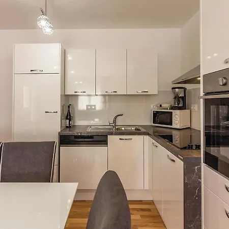 Gorgeous In With House Sea View